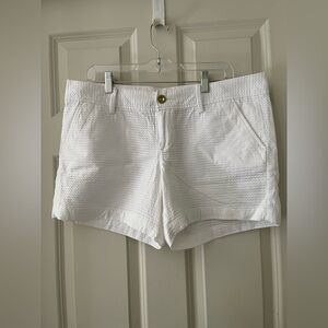 Women’s Lilly Pulitzer White "Callahan Short"-zig zag pattern size 12 preppy